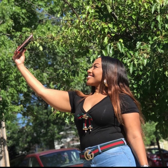 Shannon - Picture 3 of 4